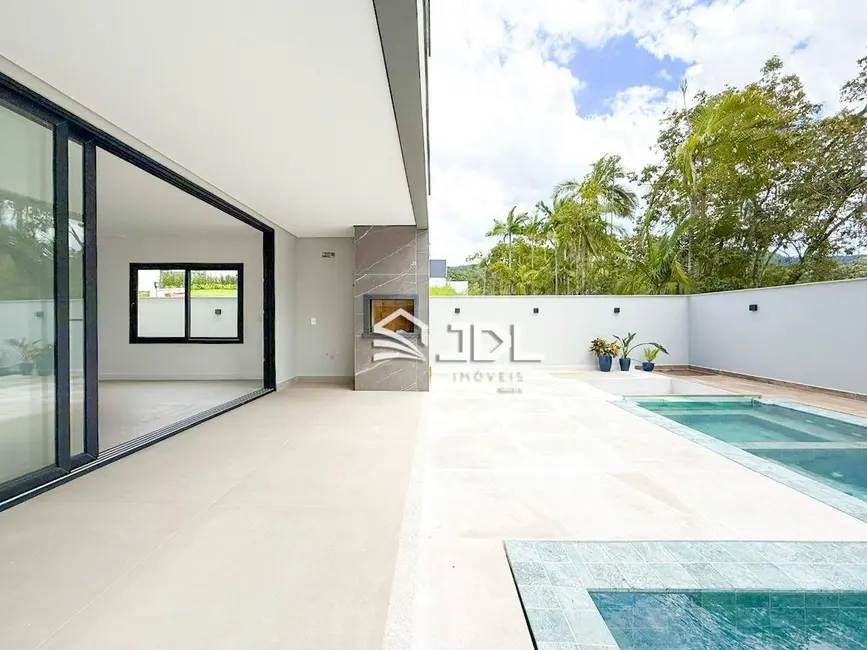 Casa de Condomínio com 3 quartos à venda, 300m2 em Velha, Blumenau - SC - imagem 6 Foto 6 de Casa de Condomínio com 3 quartos à venda, 300m2 em Velha, Blumenau - SC