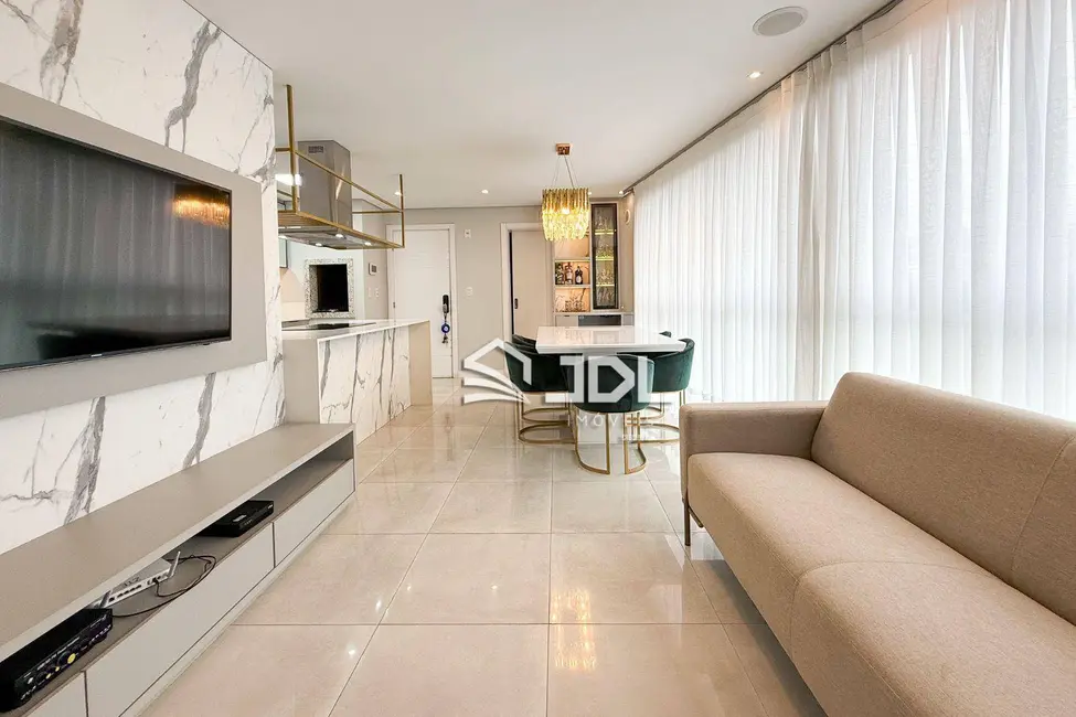 Apartamento com 3 quartos à venda, 183m2 em Victor Konder, Blumenau - SC - imagem 9 Foto 9 de Apartamento com 3 quartos à venda, 183m2 em Victor Konder, Blumenau - SC