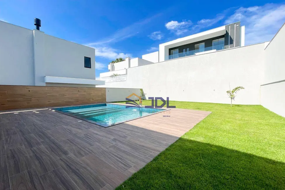 Casa com 4 quartos à venda, 402m2 em Itoupava Central, Blumenau - SC - imagem 8 Foto 8 de Casa com 4 quartos à venda, 402m2 em Itoupava Central, Blumenau - SC