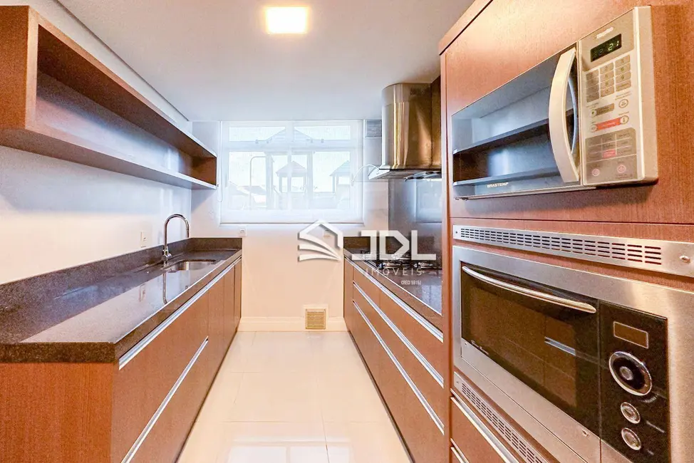 Apartamento com 3 quartos à venda, 465m2 em Ponta Aguda, Blumenau - SC - imagem 8 Foto 8 de Apartamento com 3 quartos à venda, 465m2 em Ponta Aguda, Blumenau - SC