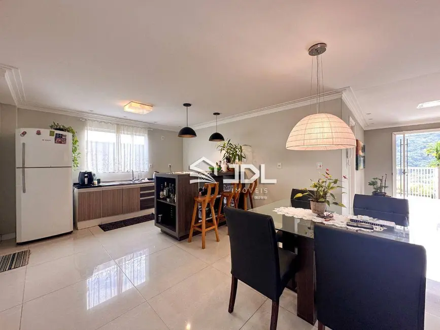 Casa com 3 quartos à venda, 325m2 em Fortaleza Alta, Blumenau - SC - imagem 9 Foto 9 de Casa com 3 quartos à venda, 325m2 em Fortaleza Alta, Blumenau - SC