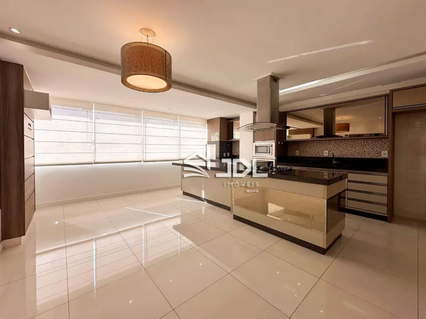 Apartamento com 3 quartos à venda, 147m2 em Asilo, Blumenau - SC - imagem 1 Foto 1 de Apartamento com 3 quartos à venda, 147m2 em Asilo, Blumenau - SC