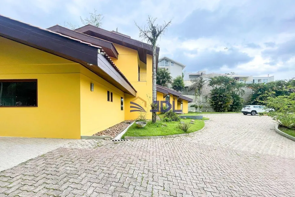 Casa com 6 quartos à venda, 6074m2 em Escola Agrícola, Blumenau - SC - imagem 4 Foto 4 de Casa com 6 quartos à venda, 6074m2 em Escola Agrícola, Blumenau - SC