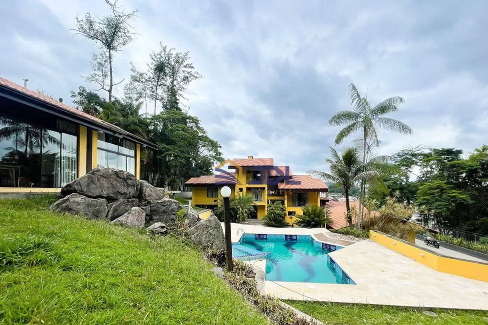 Casa com 6 quartos à venda, 6074m2 em Escola Agrícola, Blumenau - SC - imagem 3 Foto 3 de Casa com 6 quartos à venda, 6074m2 em Escola Agrícola, Blumenau - SC