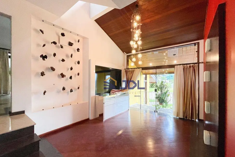 Casa com 6 quartos à venda, 6074m2 em Escola Agrícola, Blumenau - SC - imagem 7 Foto 7 de Casa com 6 quartos à venda, 6074m2 em Escola Agrícola, Blumenau - SC
