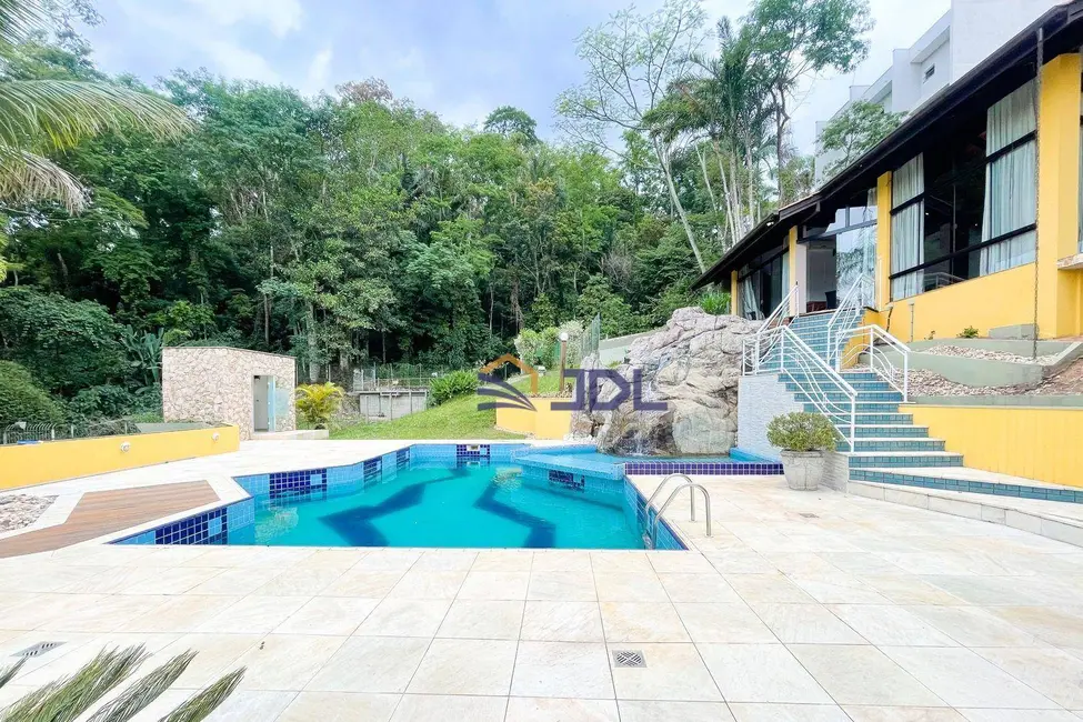 Casa com 6 quartos à venda, 6074m2 em Escola Agrícola, Blumenau - SC - imagem 5 Foto 5 de Casa com 6 quartos à venda, 6074m2 em Escola Agrícola, Blumenau - SC