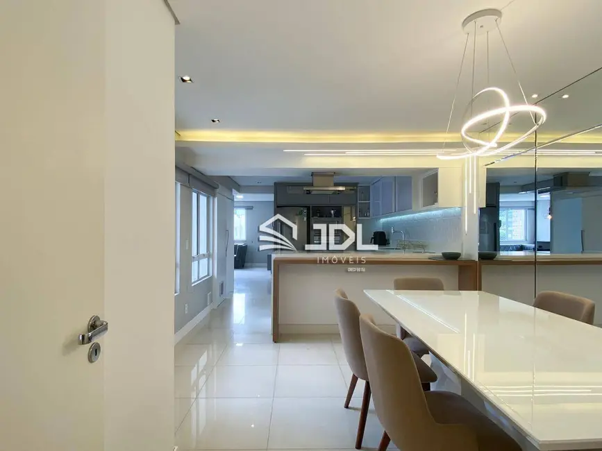 Apartamento com 4 quartos à venda, 310m2 em Ponta Aguda, Blumenau - SC - imagem 6 Foto 6 de Apartamento com 4 quartos à venda, 310m2 em Ponta Aguda, Blumenau - SC