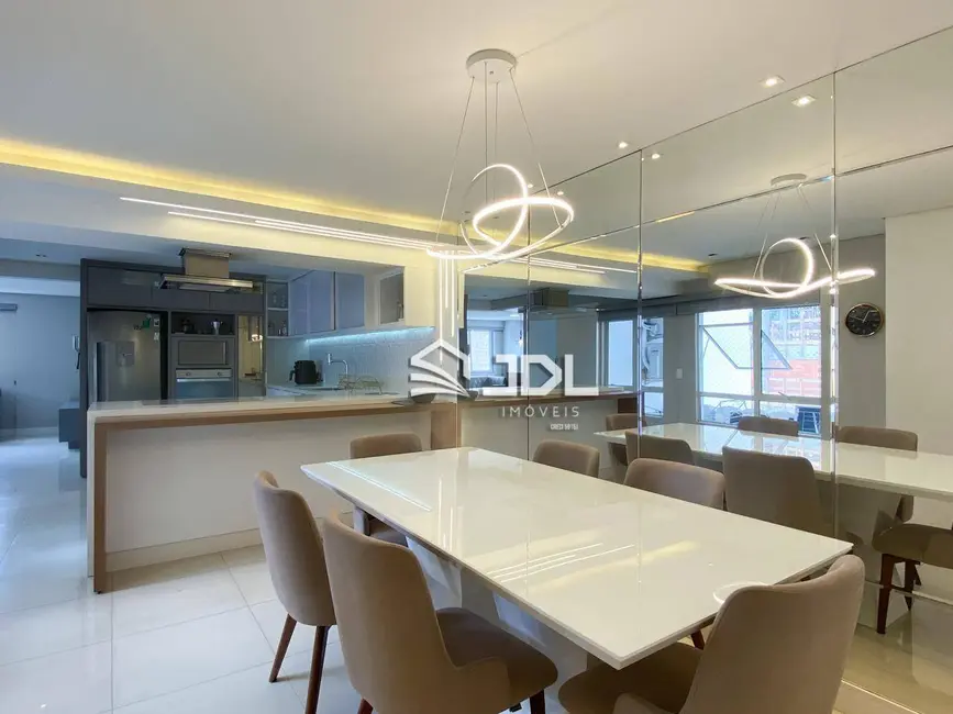 Apartamento com 4 quartos à venda, 310m2 em Ponta Aguda, Blumenau - SC - imagem 5 Foto 5 de Apartamento com 4 quartos à venda, 310m2 em Ponta Aguda, Blumenau - SC