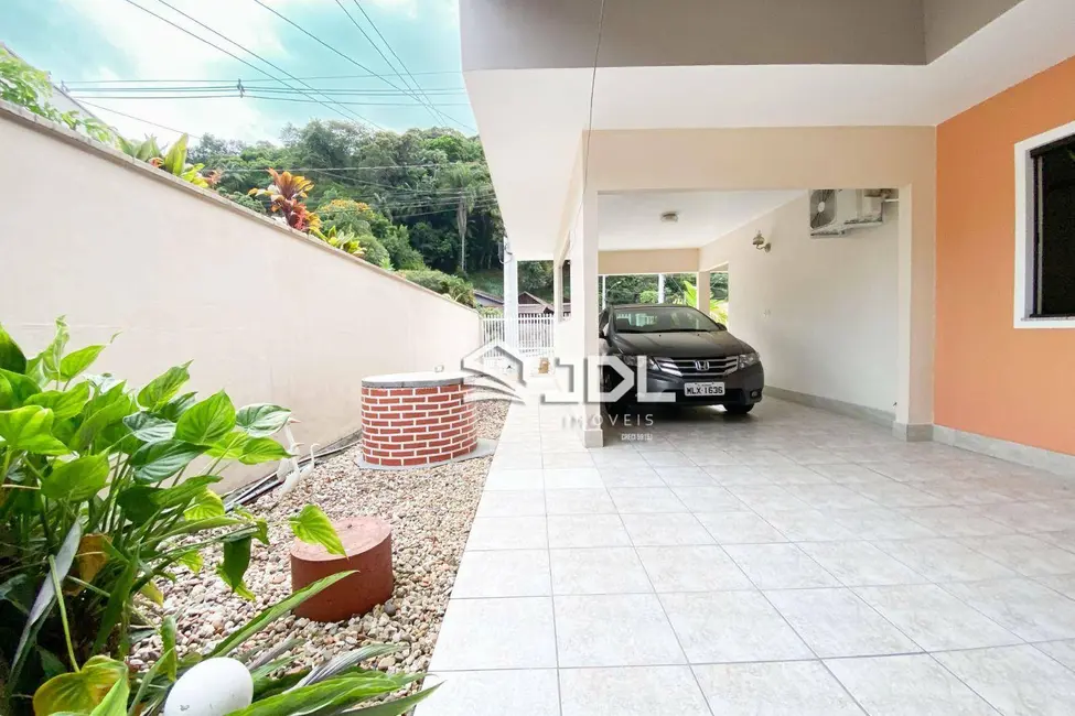 Casa com 3 quartos à venda, 520m2 em Progresso, Blumenau - SC - imagem 5 Foto 5 de Casa com 3 quartos à venda, 520m2 em Progresso, Blumenau - SC