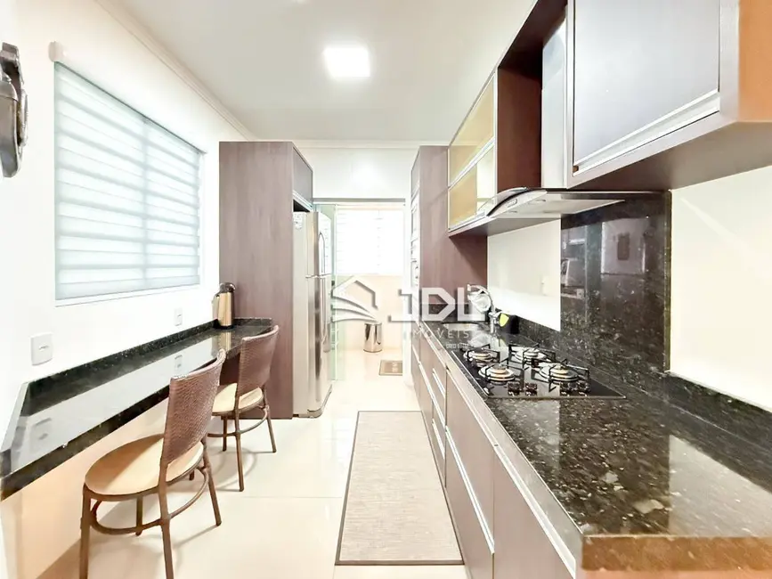 Foto 4 de Apartamento com 3 quartos à venda, 155m2 em Meia Praia, Itapema - SC