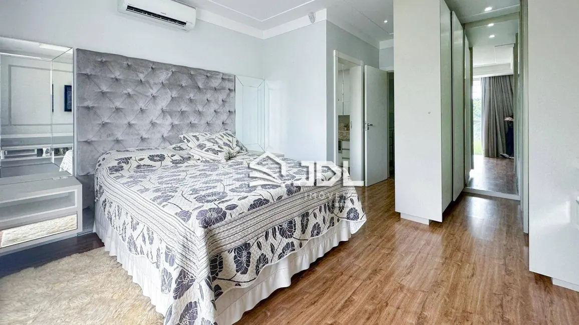 Casa com 2 quartos à venda, 210m2 em Velha, Blumenau - SC - imagem 9 Foto 9 de Casa com 2 quartos à venda, 210m2 em Velha, Blumenau - SC