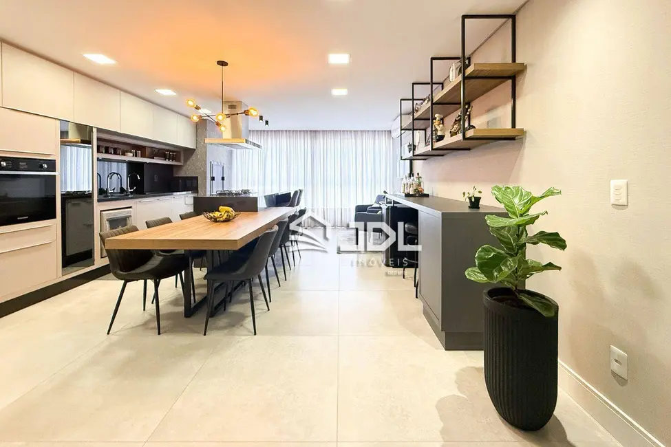 Foto 1 de Apartamento com 3 quartos à venda, 191m2 em Itoupava Seca, Blumenau - SC
