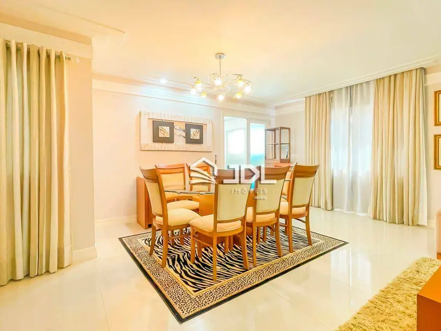 Casa com 3 quartos à venda, 355m2 em Escola Agrícola, Blumenau - SC - imagem 8 Foto 8 de Casa com 3 quartos à venda, 355m2 em Escola Agrícola, Blumenau - SC