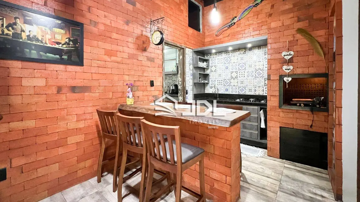 Casa com 2 quartos à venda, 260m2 em Itoupava Central, Blumenau - SC - imagem 4 Foto 4 de Casa com 2 quartos à venda, 260m2 em Itoupava Central, Blumenau - SC