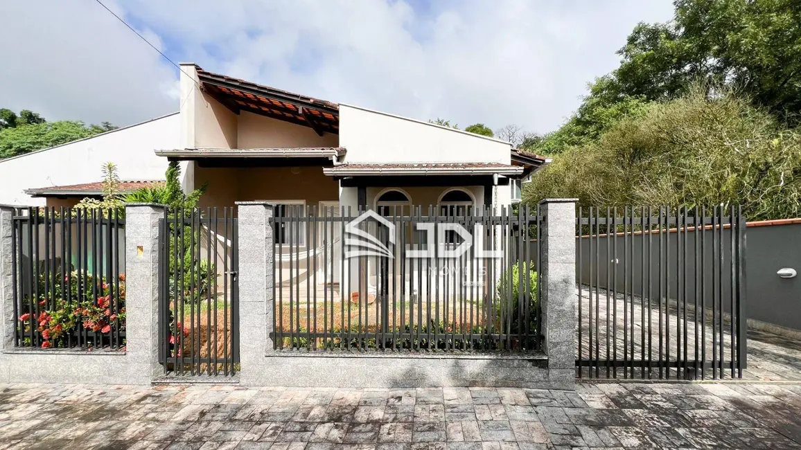 Casa com 2 quartos à venda, 260m2 em Itoupava Central, Blumenau - SC - imagem 2 Foto 2 de Casa com 2 quartos à venda, 260m2 em Itoupava Central, Blumenau - SC