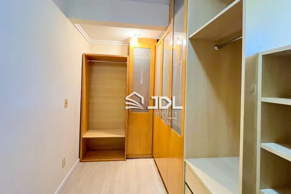 Apartamento com 3 quartos à venda, 113m2 em Vila Formosa, Blumenau - SC - imagem 4 Foto 4 de Apartamento com 3 quartos à venda, 113m2 em Vila Formosa, Blumenau - SC