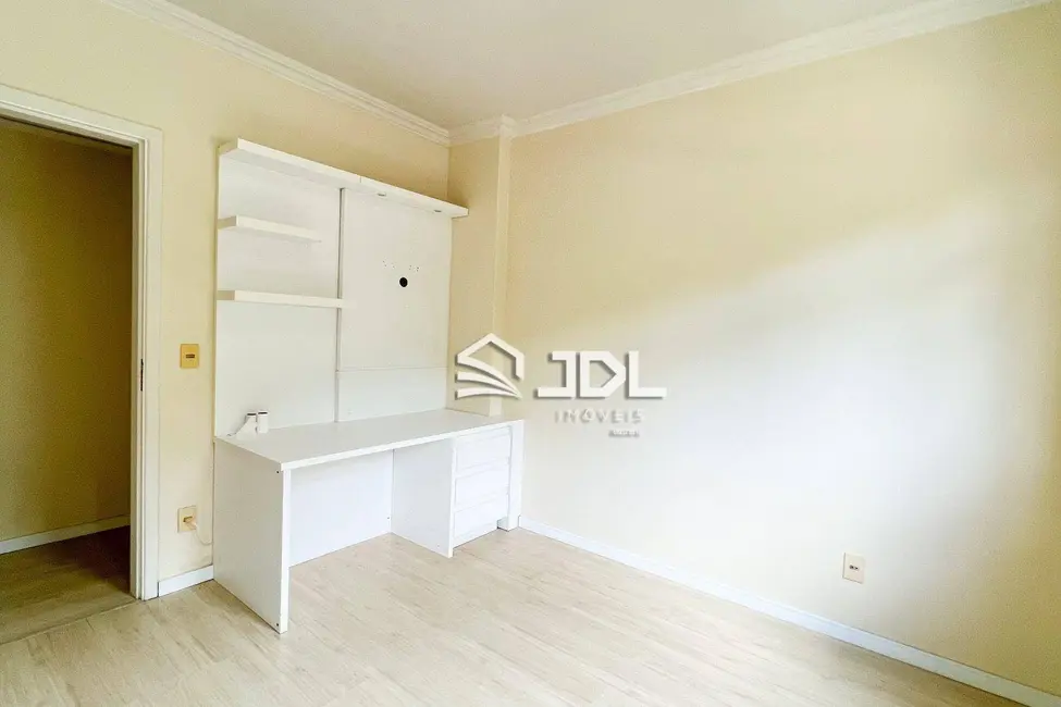 Apartamento com 3 quartos à venda, 113m2 em Vila Formosa, Blumenau - SC - imagem 8 Foto 8 de Apartamento com 3 quartos à venda, 113m2 em Vila Formosa, Blumenau - SC