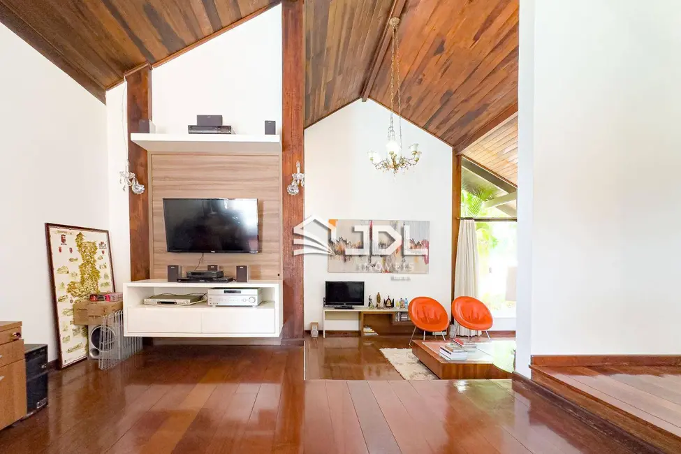 Casa de Condomínio com 4 quartos à venda, 590m2 em Água Verde, Blumenau - SC - imagem 5 Foto 5 de Casa de Condomínio com 4 quartos à venda, 590m2 em Água Verde, Blumenau - SC