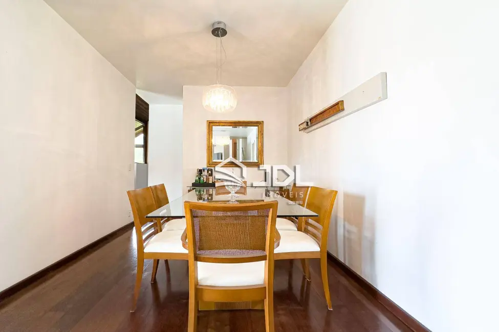 Casa de Condomínio com 4 quartos à venda, 590m2 em Água Verde, Blumenau - SC - imagem 9 Foto 9 de Casa de Condomínio com 4 quartos à venda, 590m2 em Água Verde, Blumenau - SC