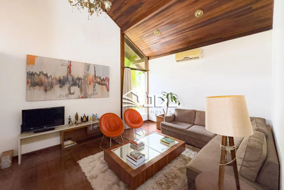 Casa de Condomínio com 4 quartos à venda, 590m2 em Água Verde, Blumenau - SC - imagem 4 Foto 4 de Casa de Condomínio com 4 quartos à venda, 590m2 em Água Verde, Blumenau - SC