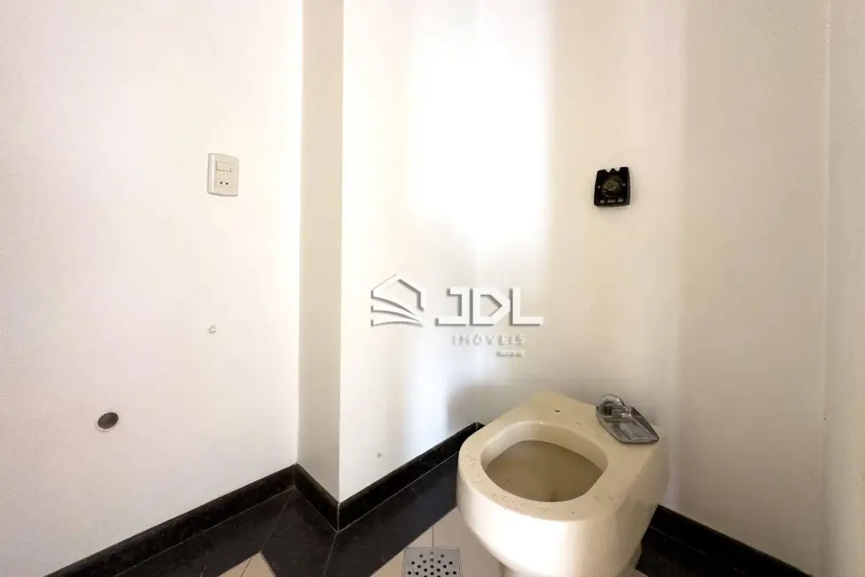 Apartamento com 3 quartos à venda, 364m2 em Ponta Aguda, Blumenau - SC - imagem 7 Foto 7 de Apartamento com 3 quartos à venda, 364m2 em Ponta Aguda, Blumenau - SC