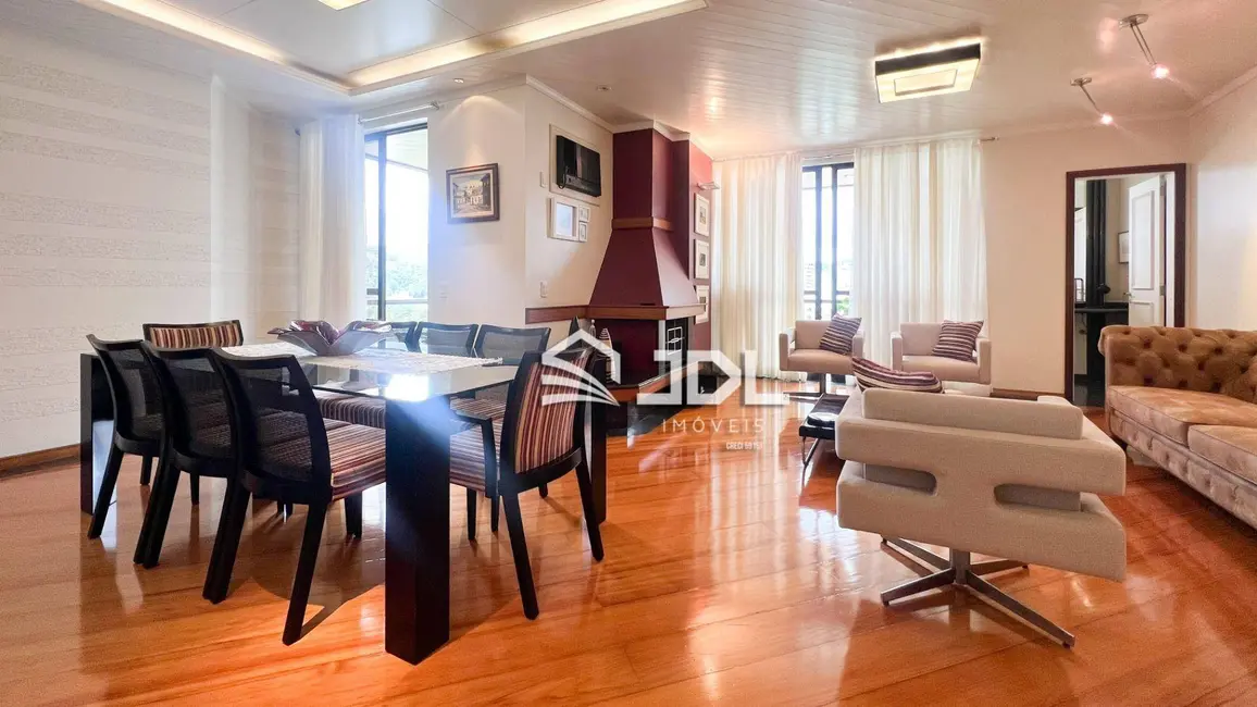 Cobertura com 4 quartos à venda, 490m2 em Centro, Blumenau - SC - imagem 3 Foto 3 de Cobertura com 4 quartos à venda, 490m2 em Centro, Blumenau - SC