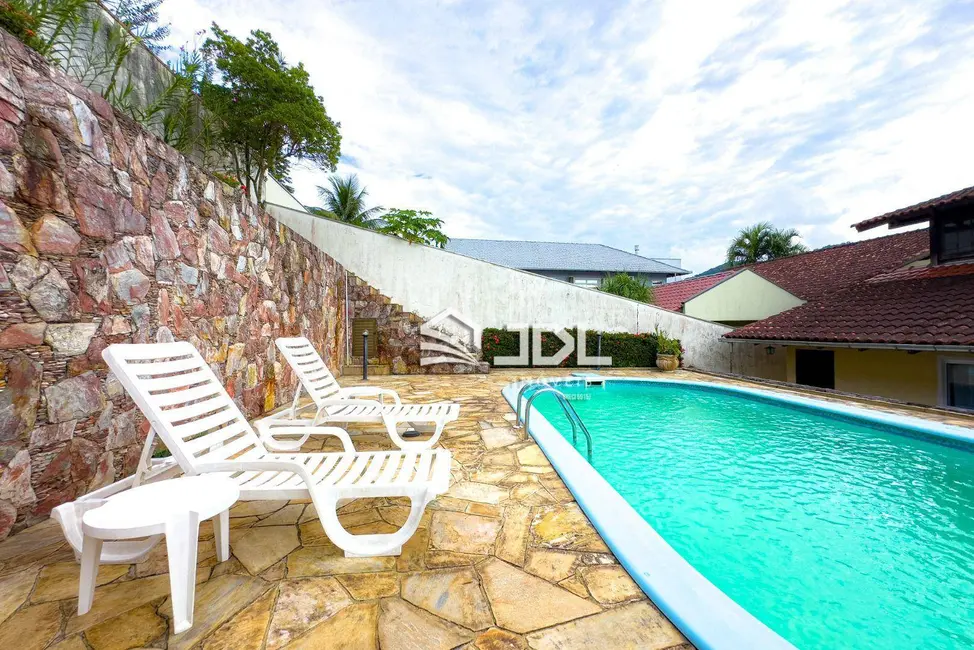 Casa de Condomínio com 6 quartos à venda, 456m2 em Vorstadt, Blumenau - SC - imagem 4 Foto 4 de Casa de Condomínio com 6 quartos à venda, 456m2 em Vorstadt, Blumenau - SC