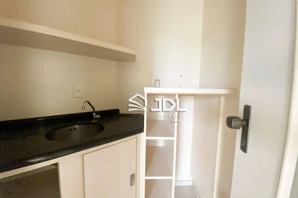 Sala Comercial à venda, 76m2 em Garcia, Blumenau - SC - imagem 8 Foto 8 de Sala Comercial à venda, 76m2 em Garcia, Blumenau - SC