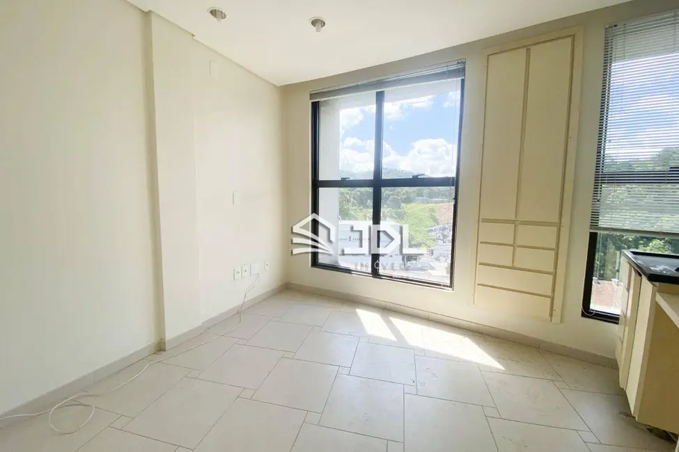 Sala Comercial à venda, 76m2 em Garcia, Blumenau - SC - imagem 5 Foto 5 de Sala Comercial à venda, 76m2 em Garcia, Blumenau - SC