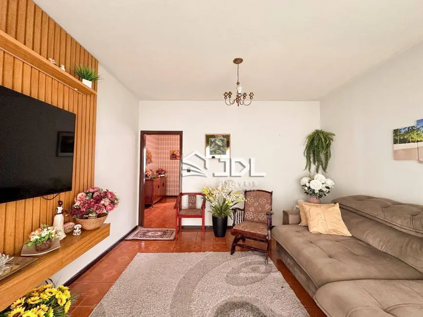 Casa com 3 quartos à venda, 375m2 em Velha, Blumenau - SC - imagem 7 Foto 7 de Casa com 3 quartos à venda, 375m2 em Velha, Blumenau - SC
