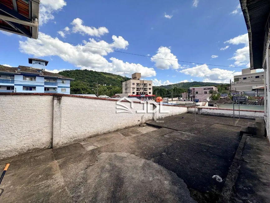Casa com 3 quartos à venda, 375m2 em Velha, Blumenau - SC - imagem 5 Foto 5 de Casa com 3 quartos à venda, 375m2 em Velha, Blumenau - SC
