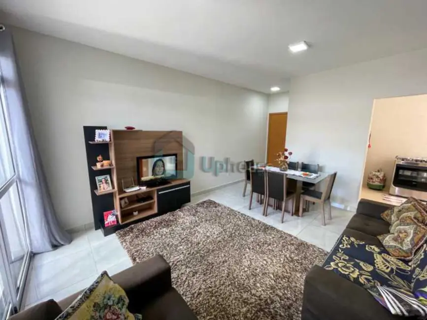 Foto 2 de Apartamento com 2 quartos à venda, 75m2 em Lagoa Santa - MG