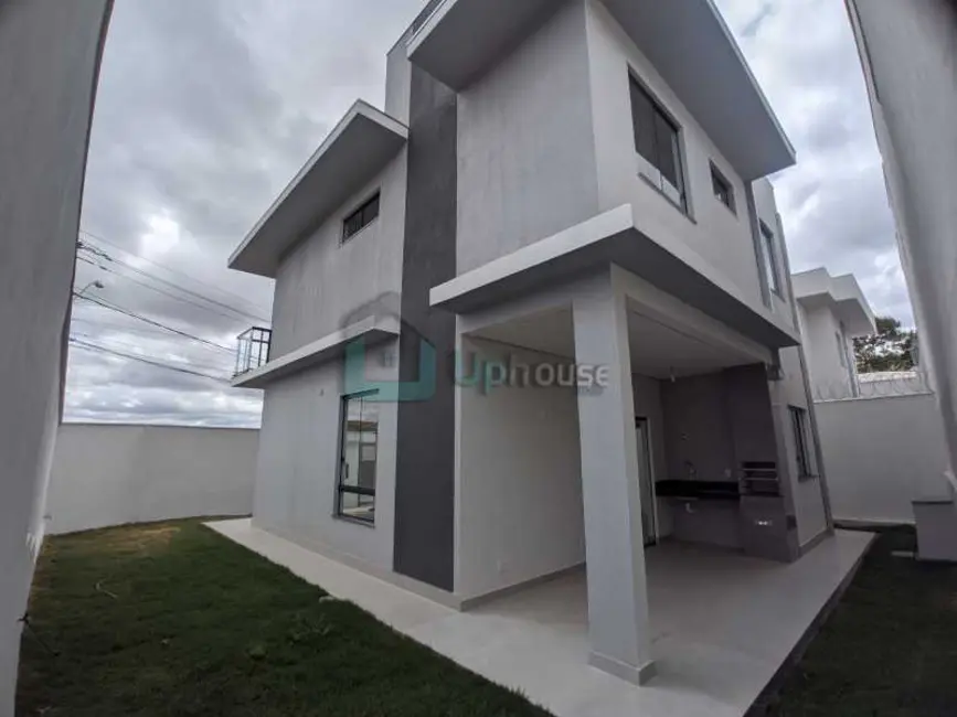 Foto 2 de Casa com 3 quartos à venda, 119m2 em Lagoa Santa - MG