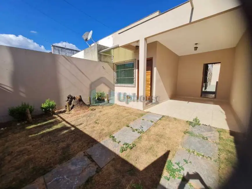 Foto 1 de Casa com 4 quartos à venda, 105m2 em Lagoa Santa - MG