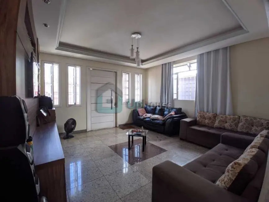 Casa com 4 quartos à venda, 240m2 em Lagoa Santa - MG - imagem 5 Foto 5 de Casa com 4 quartos à venda, 240m2 em Lagoa Santa - MG