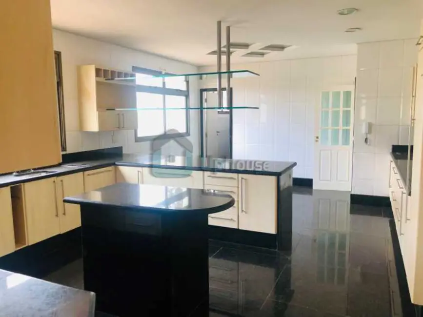 Casa com 4 quartos à venda, 800m2 em Lagoa Santa - MG - imagem 7 Foto 7 de Casa com 4 quartos à venda, 800m2 em Lagoa Santa - MG