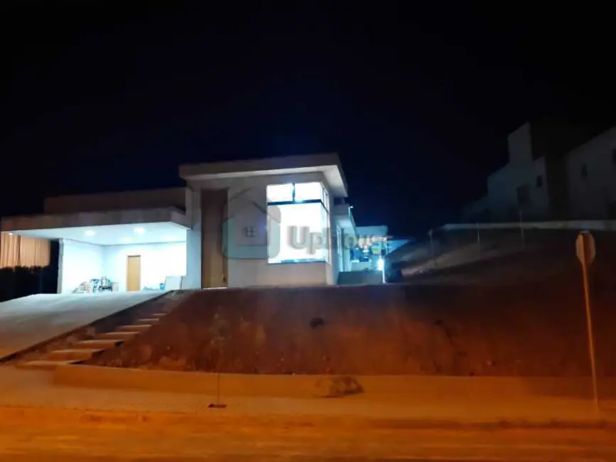 Foto 1 de Casa de Condomínio com 3 quartos à venda, 418m2 em Lagoa Santa - MG