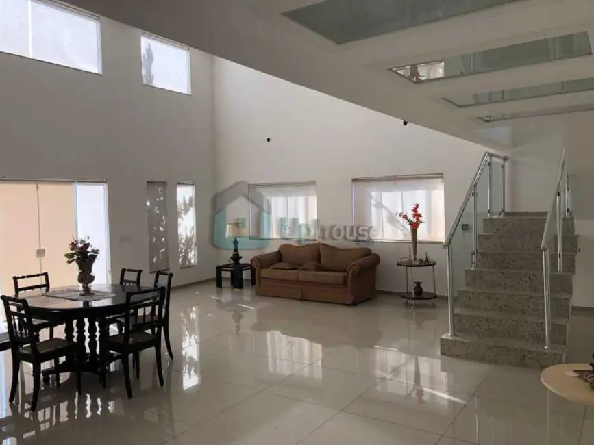 Foto 2 de Casa de Condomínio com 6 quartos à venda, 375m2 em Lagoa Santa - MG