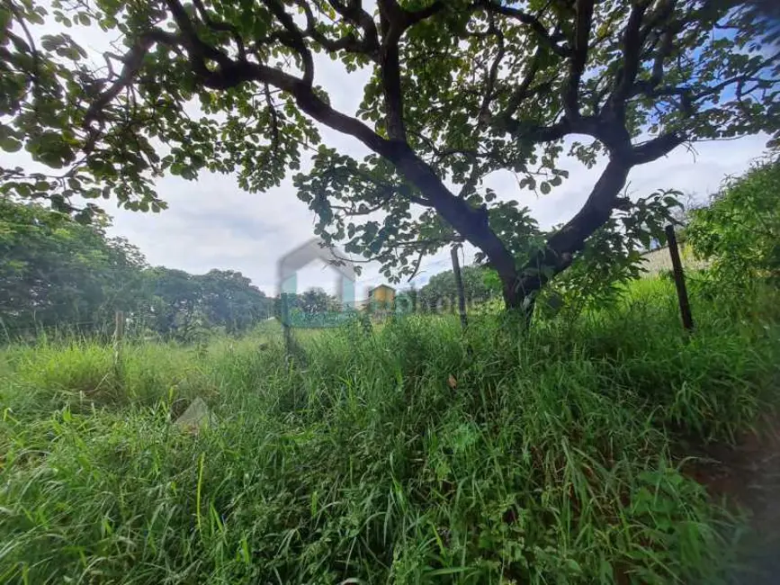 Foto 1 de Terreno / Lote à venda, 1017m2 em Lagoa Santa - MG
