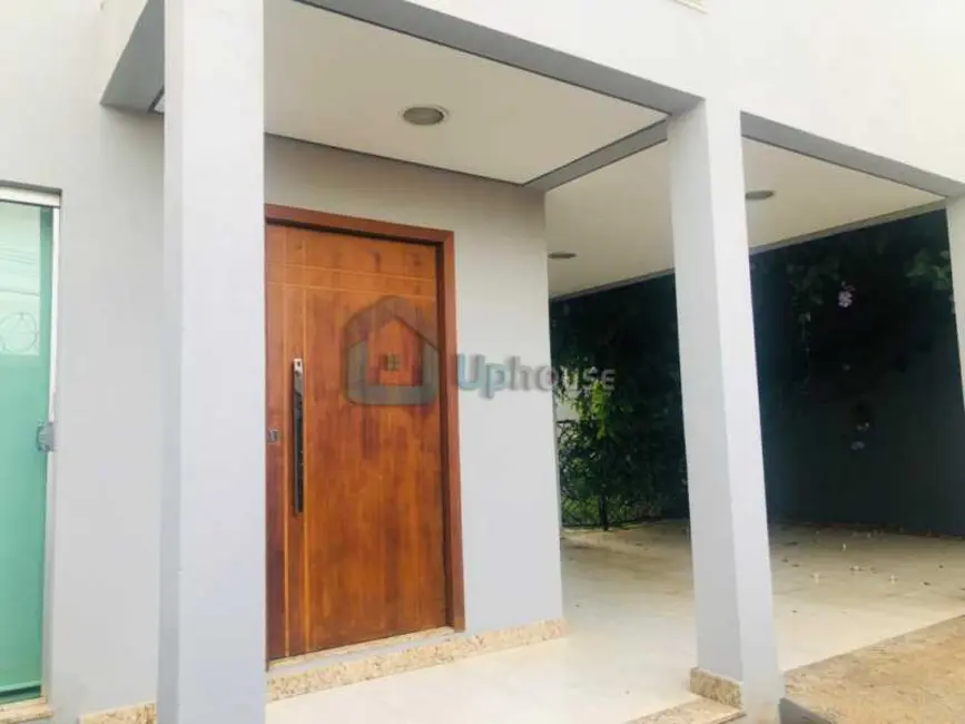 Foto 2 de Casa com 3 quartos à venda, 180m2 em Lagoa Santa - MG