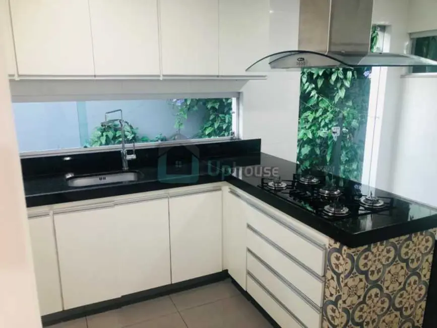 Foto 5 de Casa com 3 quartos à venda, 180m2 em Lagoa Santa - MG