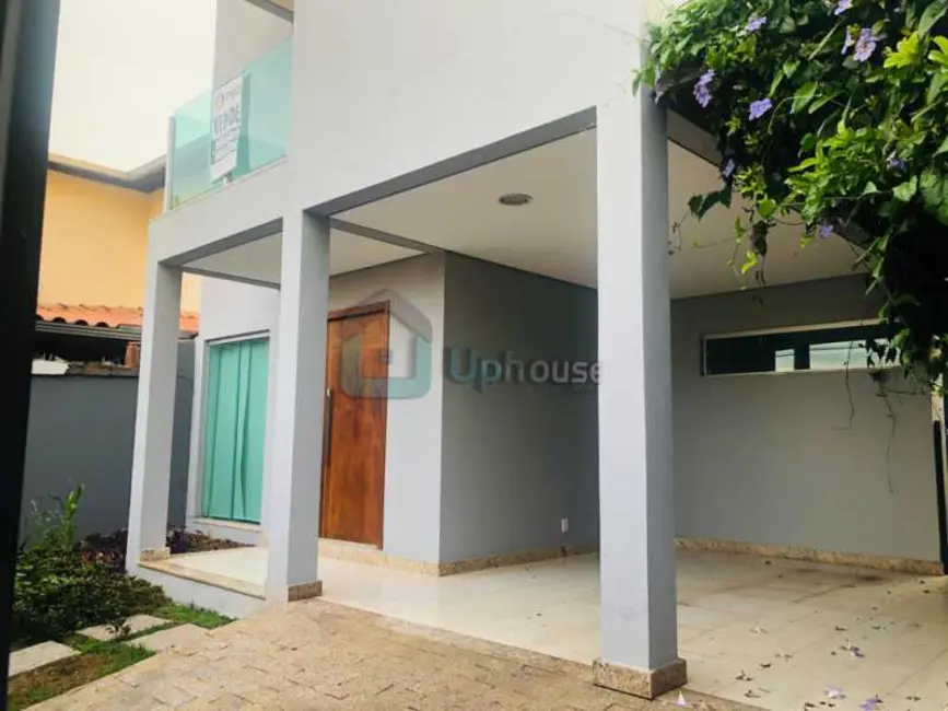 Foto 1 de Casa com 3 quartos à venda, 180m2 em Lagoa Santa - MG