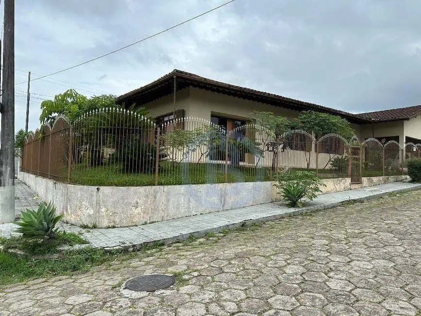 Foto 1 de Casa com 4 quartos à venda, 344m2 em Velha, Blumenau - SC