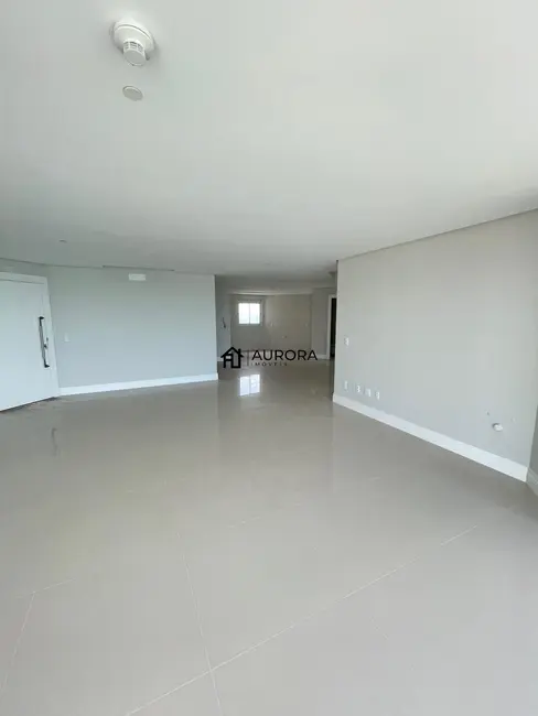 Foto 2 de Apartamento com 3 quartos à venda, 165m2 em Pioneiros, Balneario Camboriu - SC