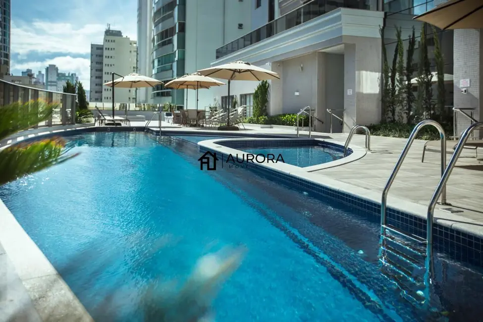 Apartamento com 3 quartos à venda, 160m2 em Centro, Balneario Camboriu - SC - imagem 7 Foto 7 de Apartamento com 3 quartos à venda, 160m2 em Centro, Balneario Camboriu - SC