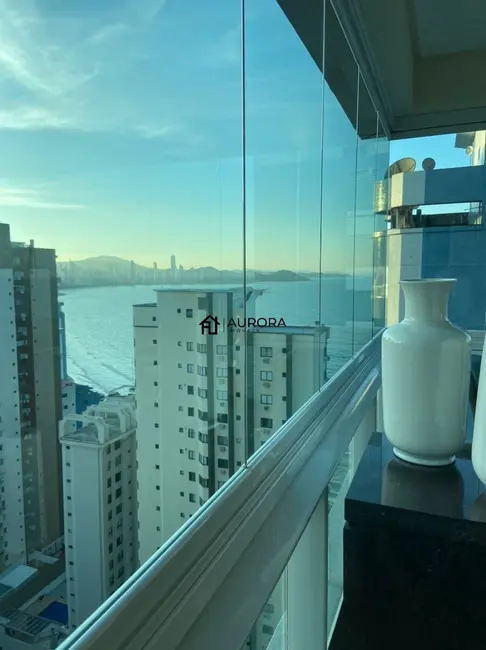 Apartamento com 3 quartos à venda, 152m2 em Balneario Camboriu - SC - imagem 6 Foto 6 de Apartamento com 3 quartos à venda, 152m2 em Balneario Camboriu - SC