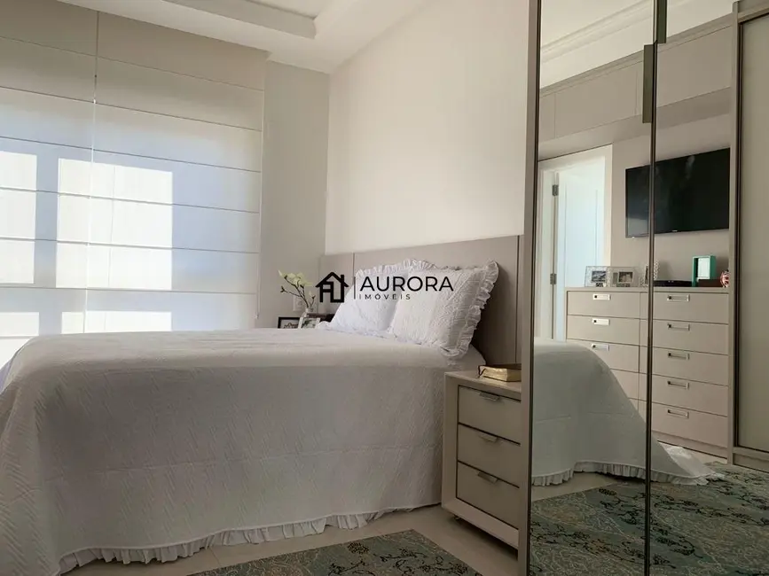 Apartamento com 3 quartos à venda, 147m2 em Centro, Balneario Camboriu - SC - imagem 5 Foto 5 de Apartamento com 3 quartos à venda, 147m2 em Centro, Balneario Camboriu - SC
