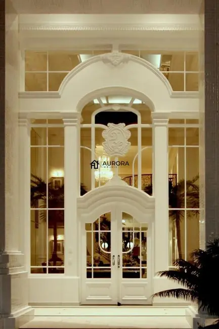 Apartamento com 3 quartos à venda, 186m2 em Centro, Balneario Camboriu - SC - imagem 4 Foto 4 de Apartamento com 3 quartos à venda, 186m2 em Centro, Balneario Camboriu - SC