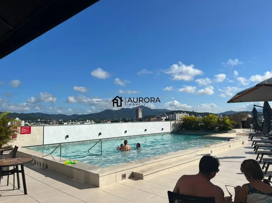 Apartamento com 2 quartos à venda, 62m2 em Centro, Balneario Camboriu - SC - imagem 3 Foto 3 de Apartamento com 2 quartos à venda, 62m2 em Centro, Balneario Camboriu - SC