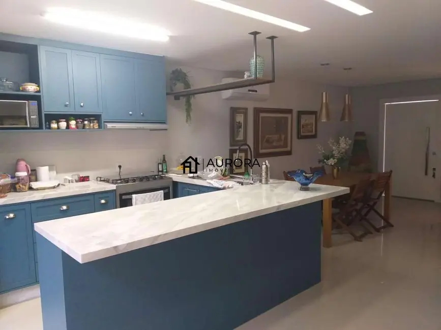 Foto 3 de Apartamento com 3 quartos à venda, 215m2 em Centro, Balneario Camboriu - SC